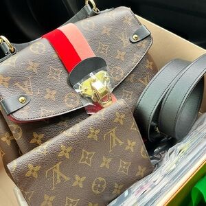 Meet your Posher, Linney!